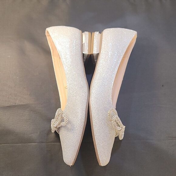 BRAND NEW JONES NEW YORK POINTED TOE WITH BOW DETAIL EMBELLISHMENTS FLAT - Picture 9 of 16